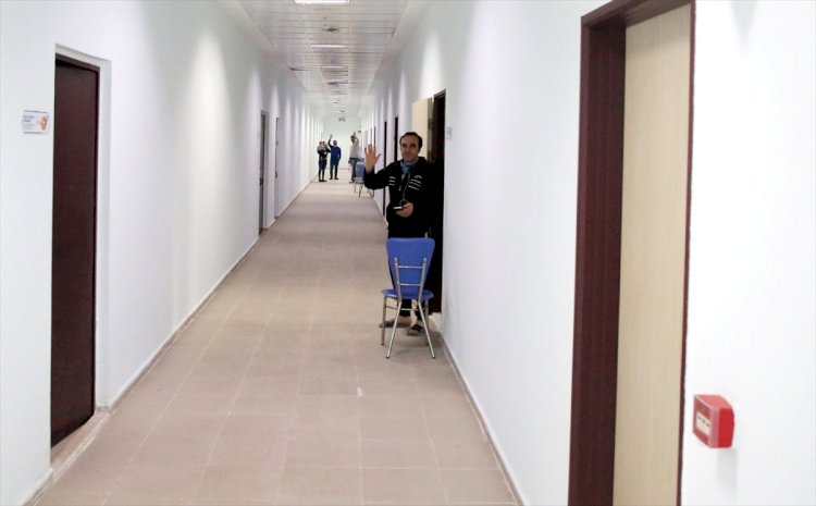 Karantina yurdunda kalan Türk vatandaşlara otel konforunda hizmet