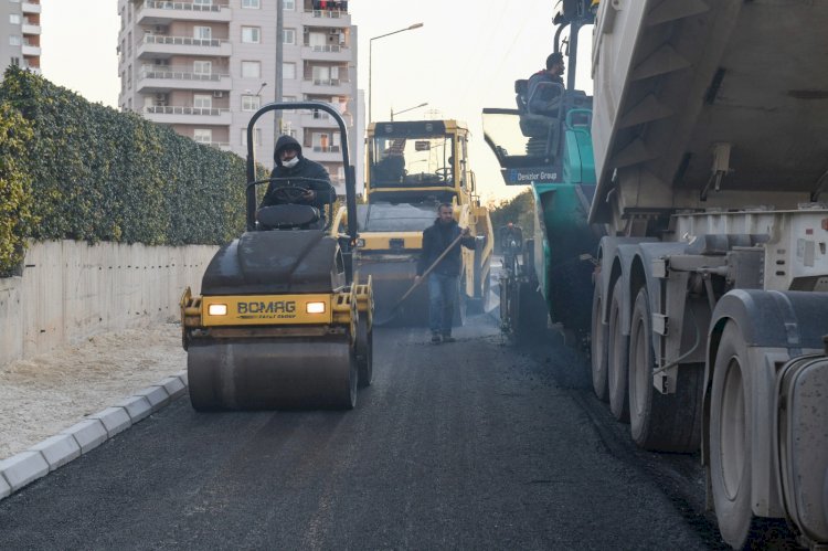 Başkan Özyiğit “Yıl sonuna kadar 25 bin ton asfalt serimi yapacağız”