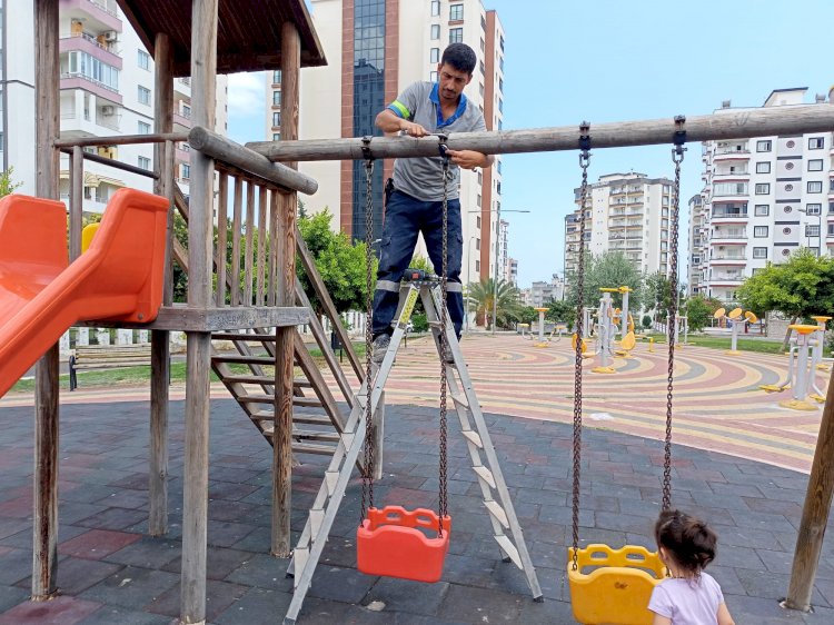 Yenişehir Belediyesi park ve yeşil alanlarda çalışmalarını sürdürüyor
